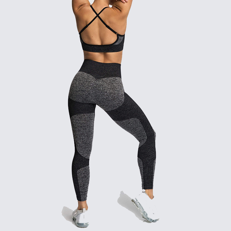 Stretch fit and soft seamless knit fabric seamless crops